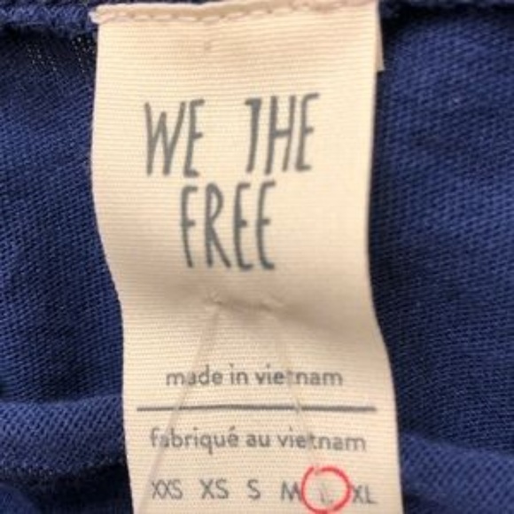 Free People Cropped Tee in Blue size L - Picture 6 of 6